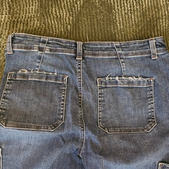 maurices cargo boot cut jean - Picture 4 of 8